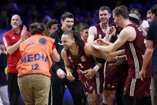 了球队的基 了球队的基